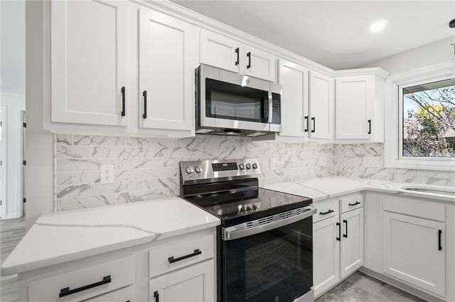 2821 Horstman Drive, Dayton, OH 45429