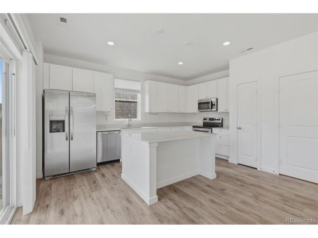 922 W Beverly St, Elizabeth, CO 80107
