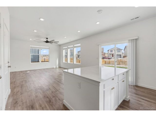 922 W Beverly St, Elizabeth, CO 80107