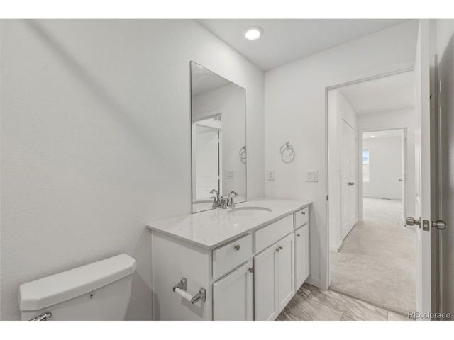 922 W Beverly St, Elizabeth, CO 80107