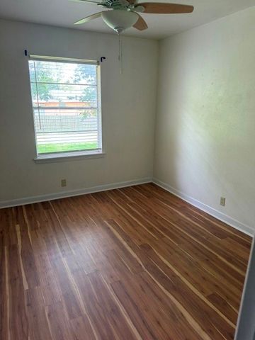 1402 Hillcrest Drive, Sherman, TX 75092