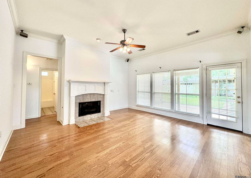 413 Lake Worth Dr, Baton Rouge, LA 70810