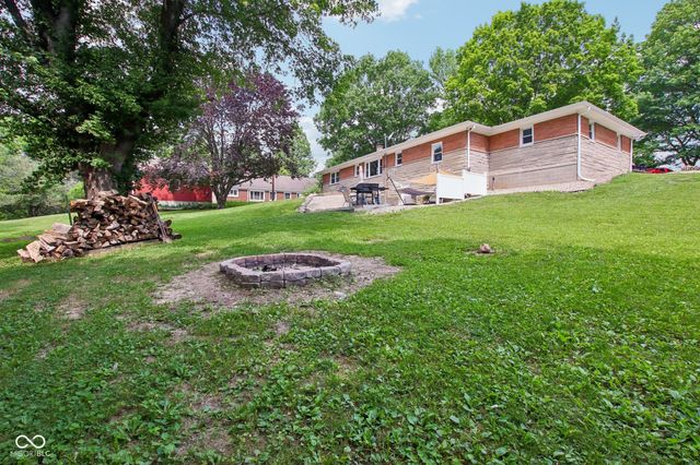 6399 E County Road 300 S, Plainfield, IN 46168