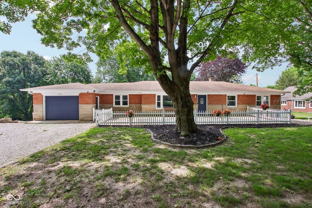6399 E County Road 300 S, Plainfield, IN 46168