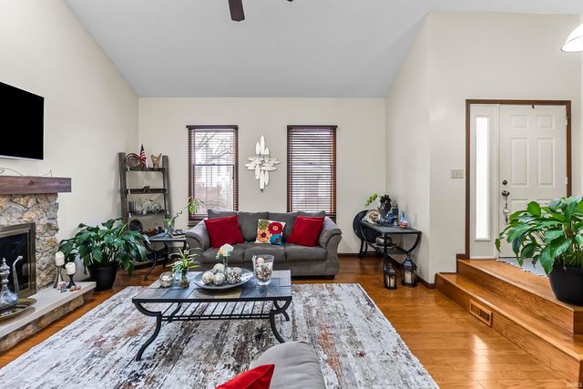 6017 Sawmill Woods Drive, Fort Wayne, IN 46835