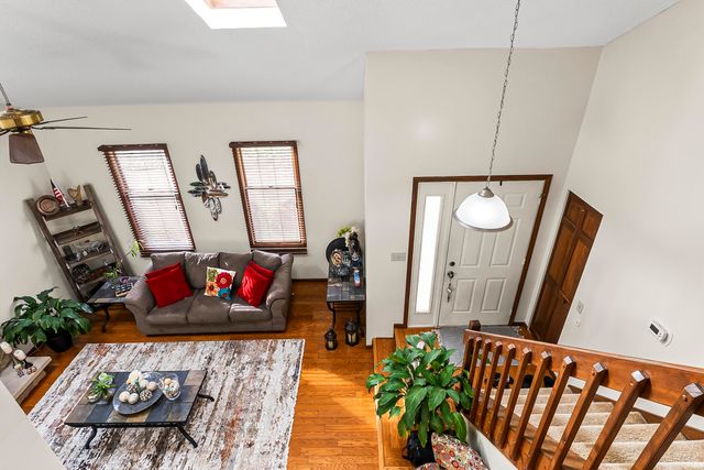 6017 Sawmill Woods Drive, Fort Wayne, IN 46835