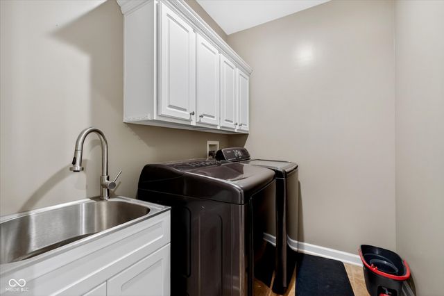 7931 Fawnwood Drive, Indianapolis, IN 46278