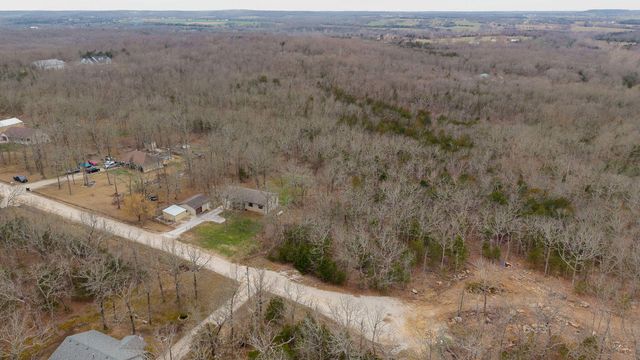 157 Oak Crest Drive, Marshfield, MO 65706