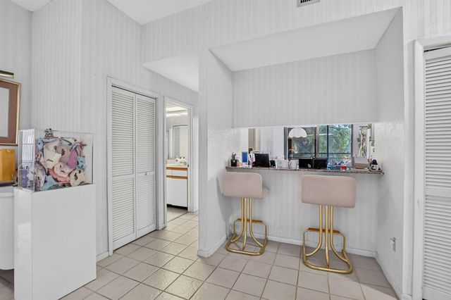7535 LA PAZ Boulevard 201, Boca Raton, FL 33433