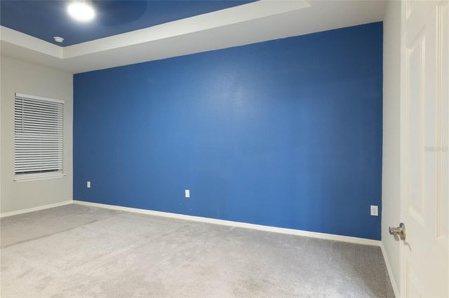 1069 MONTGOMERY LANE, Polk City, FL 33868