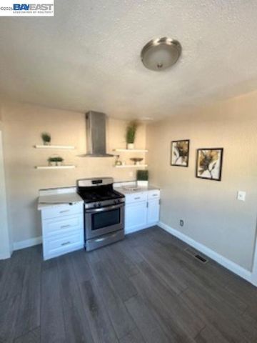 408 W 10th Street, Antioch, CA 94509