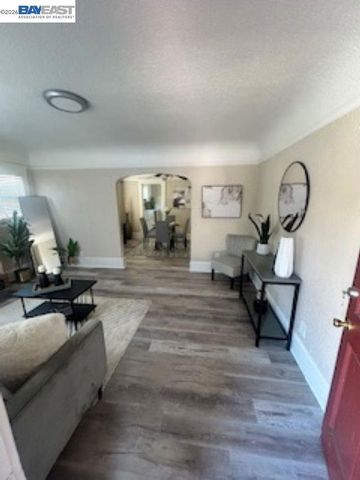 408 W 10th Street, Antioch, CA 94509