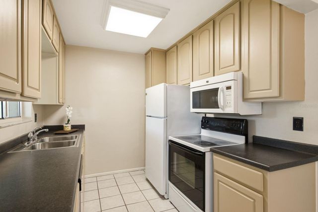 442 EVERGREEN DRIVE, Oldsmar, FL 34677