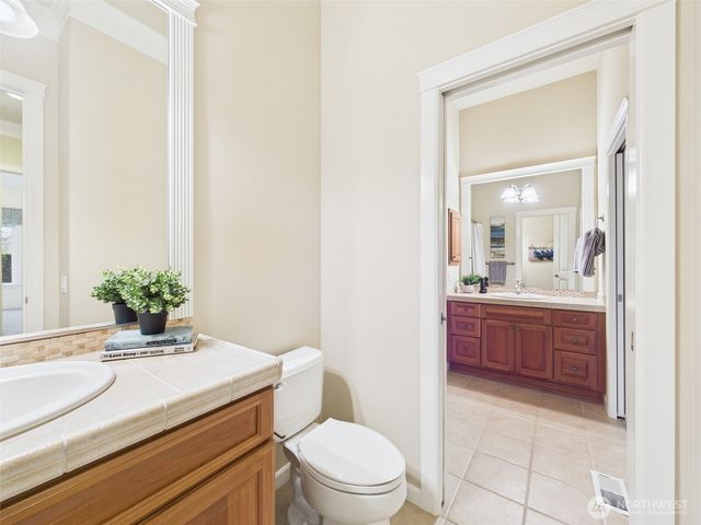 7009 Wisley Lane SE, Olympia, WA 98513