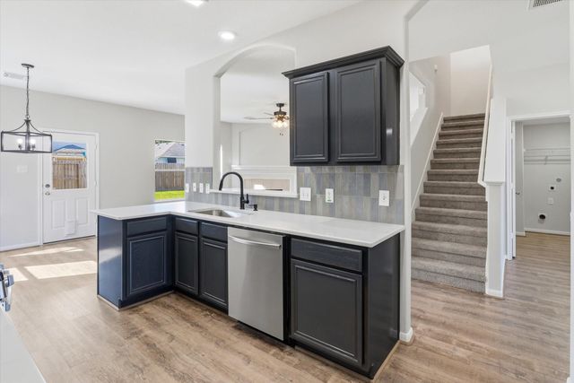 8311 Rusty Blackhaw Lane, Baytown, TX 77523