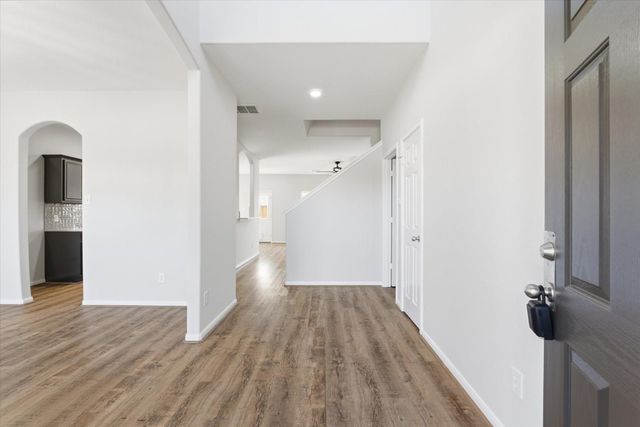 8311 Rusty Blackhaw Lane, Baytown, TX 77523