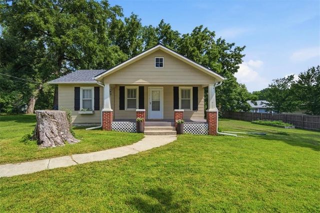 11920 W 51st Street, Shawnee, KS 66216