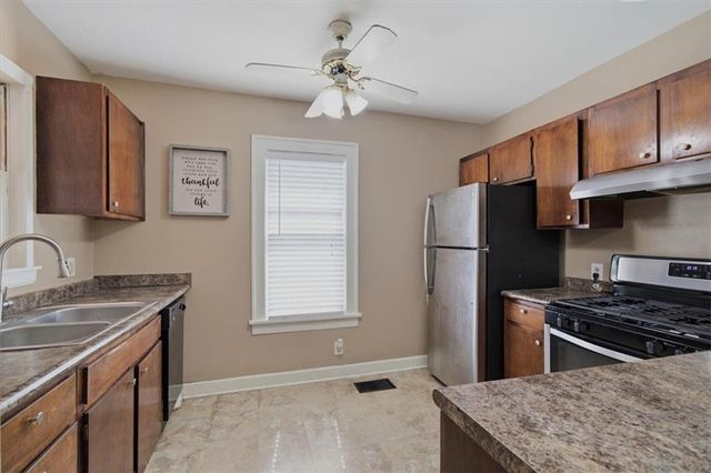 11920 W 51st Street, Shawnee, KS 66216