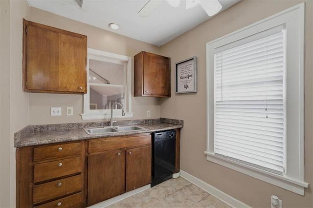 11920 W 51st Street, Shawnee, KS 66216