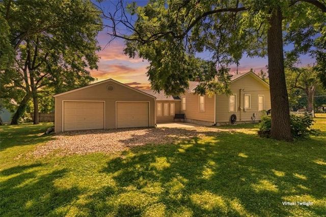 11920 W 51st Street, Shawnee, KS 66216