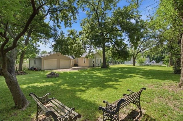 11920 W 51st Street, Shawnee, KS 66216