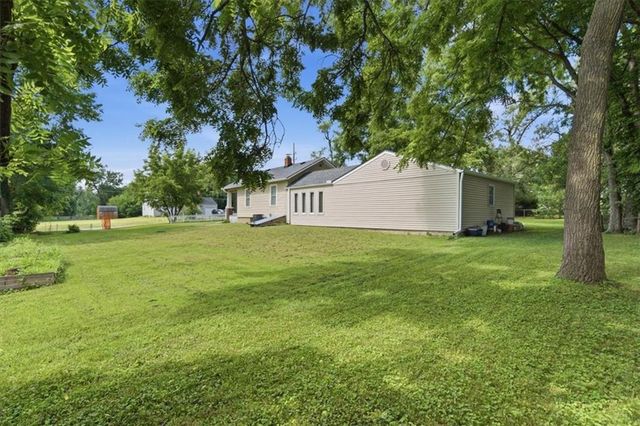 11920 W 51st Street, Shawnee, KS 66216