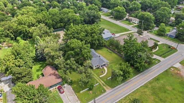 11920 W 51st Street, Shawnee, KS 66216