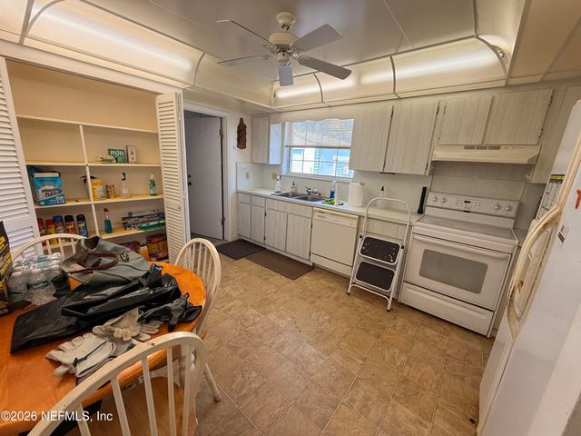 27 VALHALLA Avenue, Ormond Beach, FL 32176