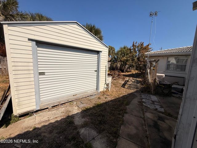 27 VALHALLA Avenue, Ormond Beach, FL 32176