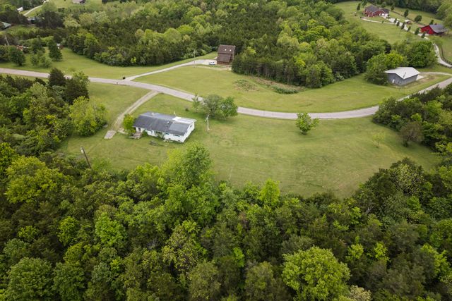 609 Concord Caddo Road, Falmouth, KY 41040