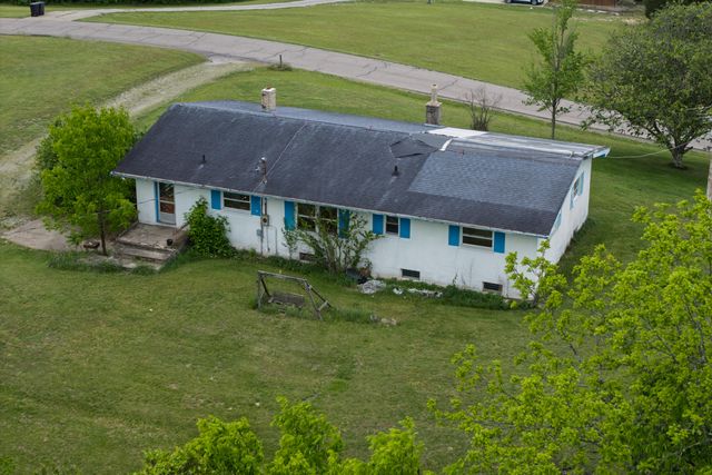 609 Concord Caddo Road, Falmouth, KY 41040