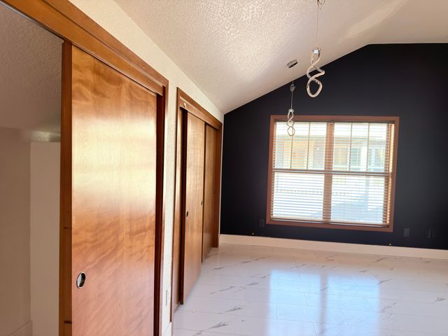 3126 Alameda Street 202, Medford, OR 97504