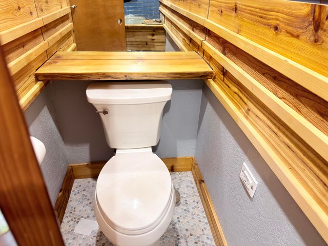 3126 Alameda Street 202, Medford, OR 97504