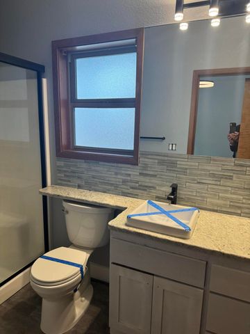 3126 Alameda Street 202, Medford, OR 97504