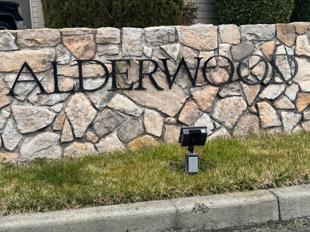 3126 Alameda Street 202, Medford, OR 97504