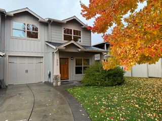 3126 Alameda Street 202, Medford, OR 97504