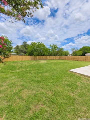 6103 VISTA VALLEY DR, San Antonio, TX 78242