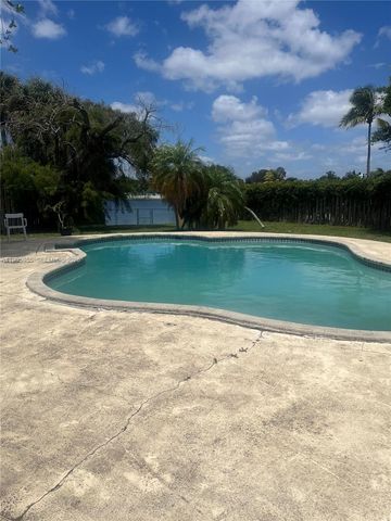 7969 NW 51st Ct, Lauderhill, FL 33351