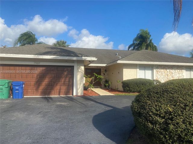 7969 NW 51st Ct, Lauderhill, FL 33351