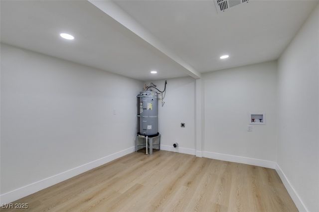 5052 Newton Drive, Las Vegas, NV 89122