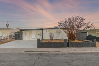 5052 Newton Drive, Las Vegas, NV 89122