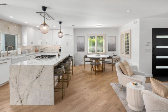2011 Beryl, San Diego, CA 92109