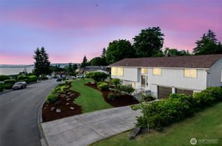 28830 11th Avenue S, Federal Way, WA 98003