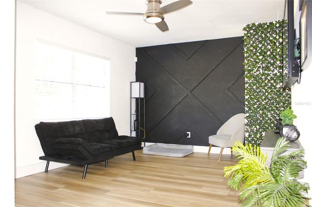 4316 BERKLEY DRIVE, Tampa, FL 33610