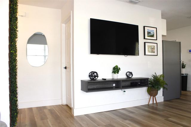 4316 BERKLEY DRIVE, Tampa, FL 33610