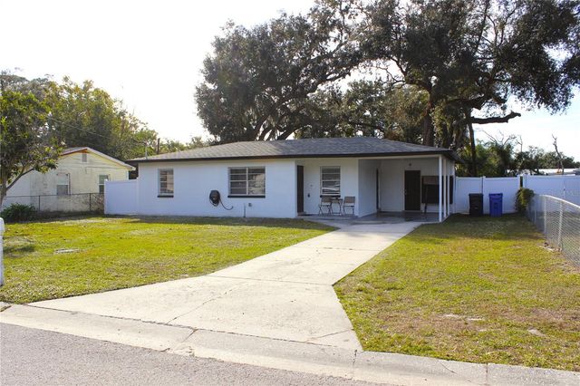 4316 BERKLEY DRIVE, Tampa, FL 33610