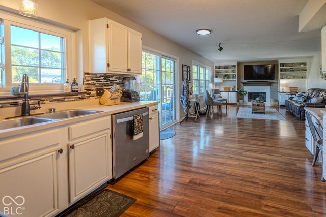 6416 Manchester Drive, Fishers, IN 46038