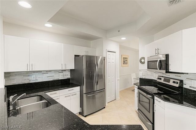 8340 Whisper Trace WAY F105, Naples, FL 34114