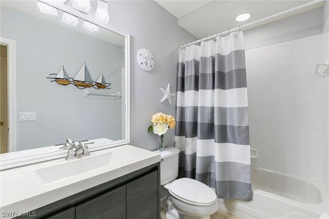 8340 Whisper Trace WAY F105, Naples, FL 34114