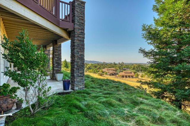 2233 Toscana Place, Auburn, CA 95603